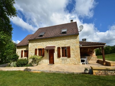 Holiday house Spacious holiday home with private pool - Outdoor photo 3