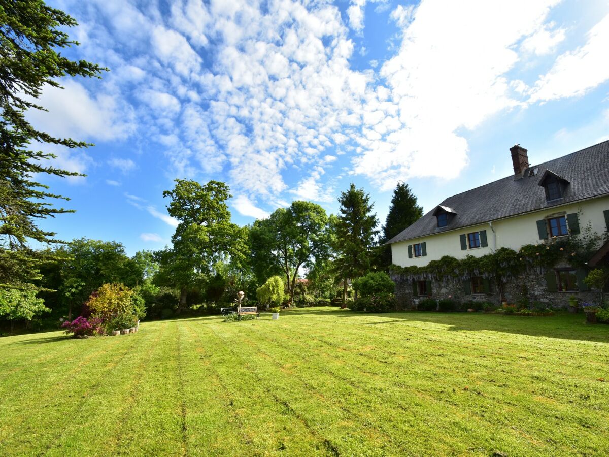 Holiday house Saint-Sauveur Hideaway - Outdoor photo 5