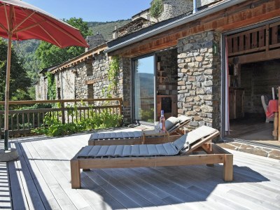 Holiday house Villa in Ayguatébia-Talau mit Garten & Grill - Holiday house