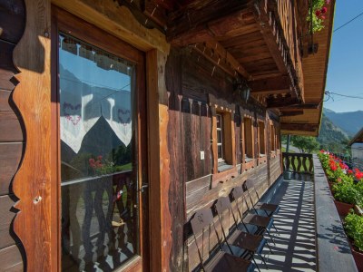 Chalet Chalet in Rhone Alpes with Stunning Views - Outdoor photo 10