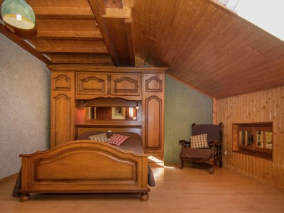 Chalet Chalet in Rhone Alpes with Stunning Views - Features photo 20