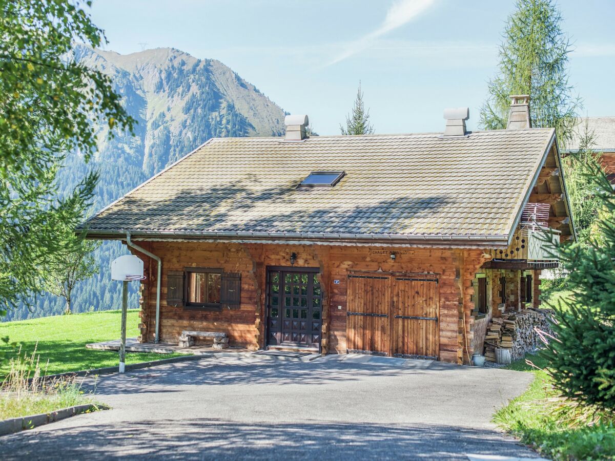 Chalet Chalet in Châtel nahe Les Portes du Soleil - Outdoor photo 3
