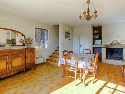 Holiday house Holiday Home in Bormes-les-Mimosas with Pool - Features photo 12
