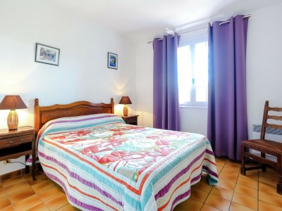 Holiday house Holiday Home in Bormes-les-Mimosas with Pool - Features photo 21