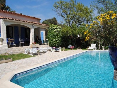 Holiday house Villa in Bagnols mit Pool & Naturparks - Outdoor photo 7