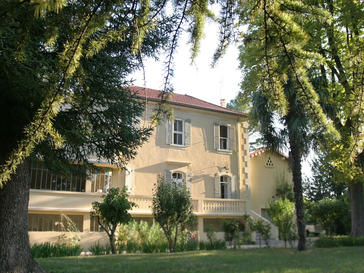 Villa Villa in Provence mit Pool und Stadtnähe - Outdoor photo 2