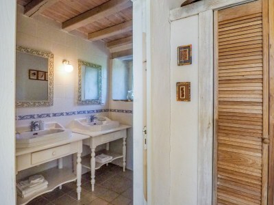 Holiday house Holiday Home Saint-Laurent Pool & Garden - Features photo 20