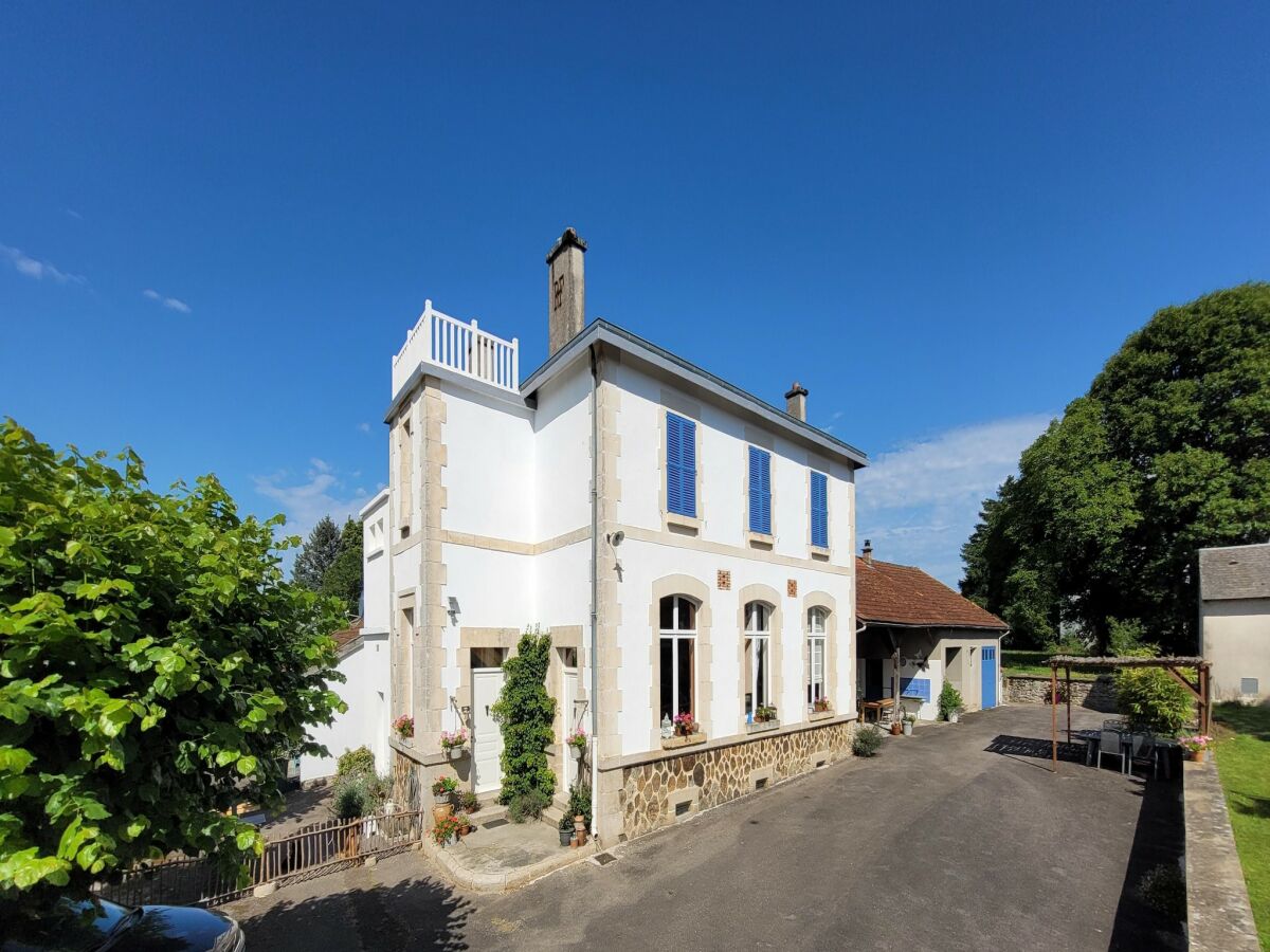 Holiday house Holiday Home in Limousin near Forest - Outdoor photo 5