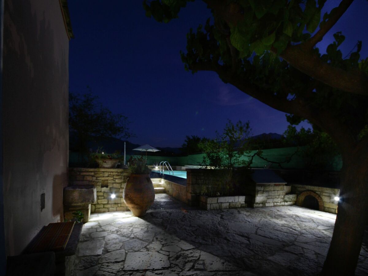 Holiday house Villa auf Kreta mit Weinberg-Erlebnis - Outdoor photo 5