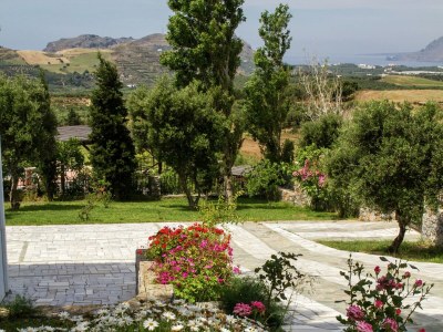 Villa Villa in Lefkogia near Souda Beach - Outdoor photo 8