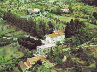 Farmhouse Geräumiges Bauernhaus in Rufina mit eigenem Pool - Outdoor photo 9
