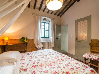 Farmhouse Farmhouse in Tuscany near Renaissance Villa - Features photo 22