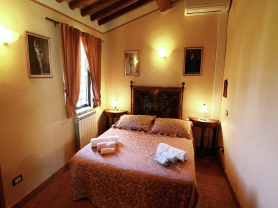 Holiday house Hütte in Todi mit Pool und Sauna - Features photo 17