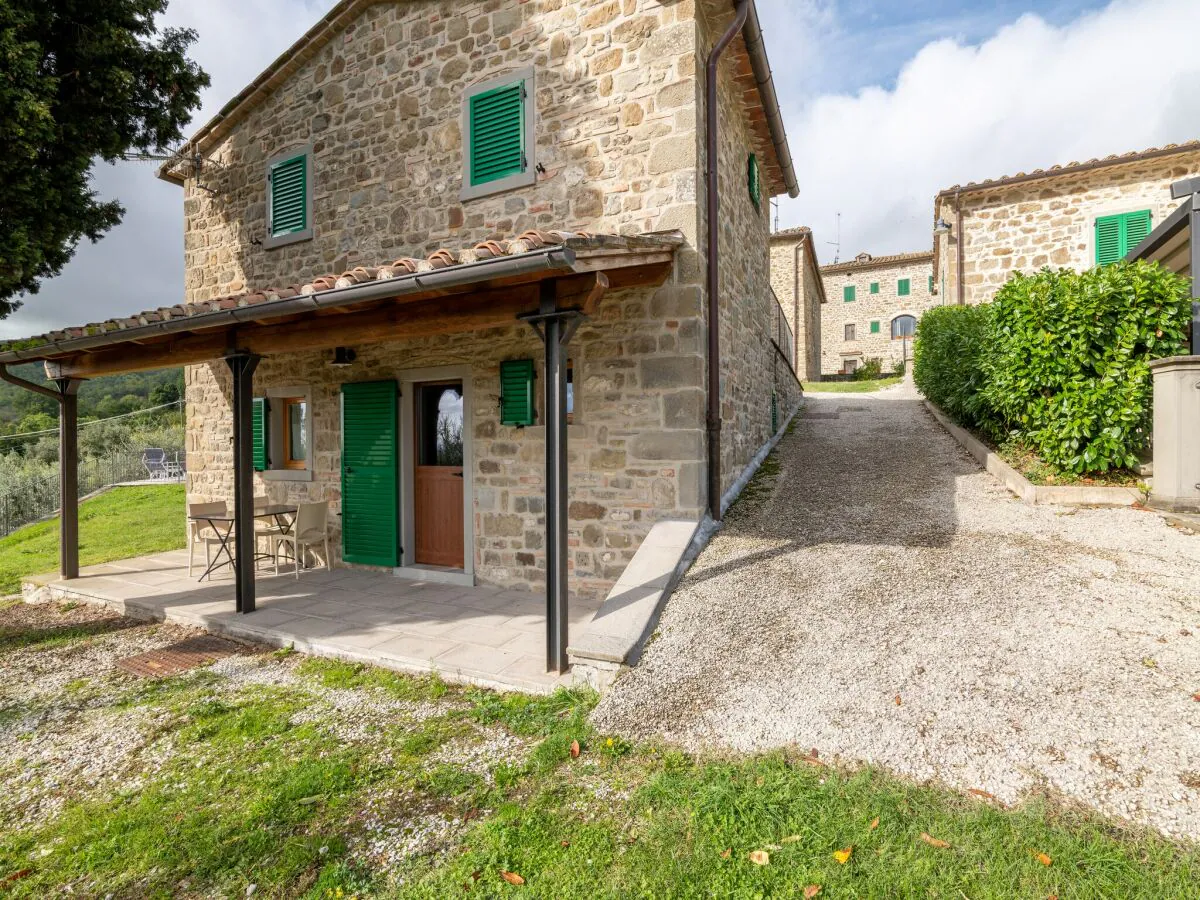 Farmhouse Belvilla by OYO Casa Cipresso