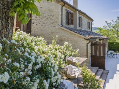 Villa Scenic villa with heated pool - Outdoor photo 19