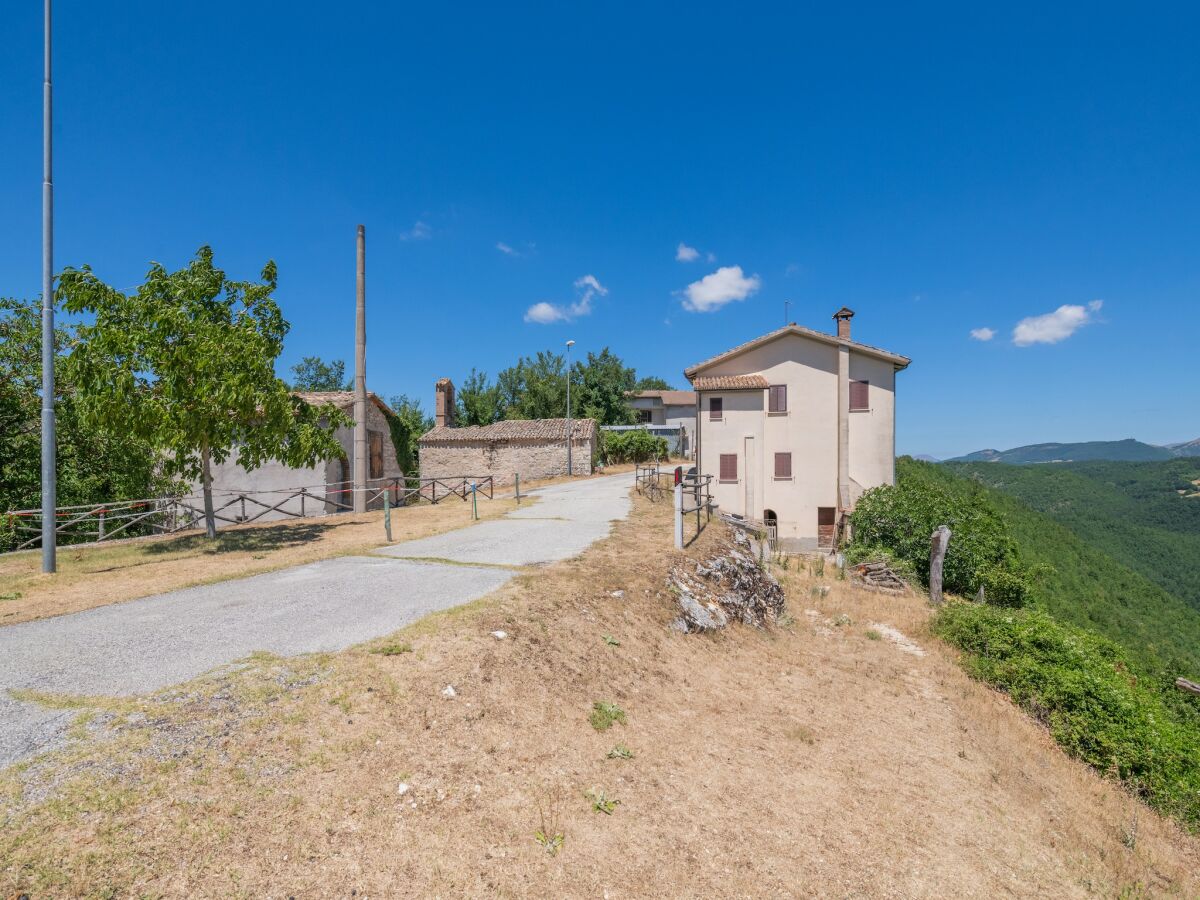 Holiday house Holiday Home in Sellano with Pool & Views