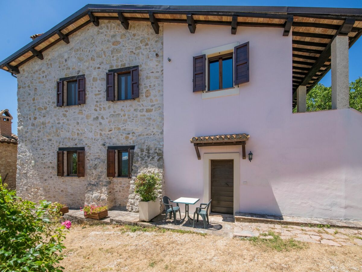 Holiday house Holiday Home in Sellano with Pool & Views - Outdoor photo 3