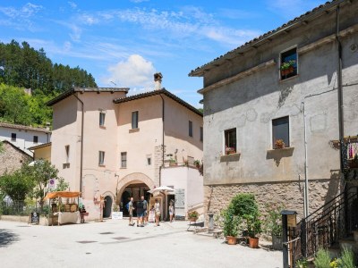 Holiday house Holiday Home in Sellano with Pool & Views - Environment photo 40