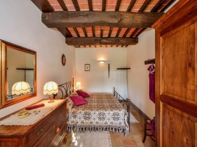 Farmhouse Farmhouse in Città della Pieve with Pool - Features photo 32