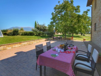 Cottage Umbrisches Herrenhaus, umgeben von Weinbergen - Outdoor photo 9