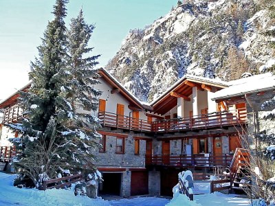 Apartment Apartment in Antey-Saint-André near Ski Area - Outdoor photo 7