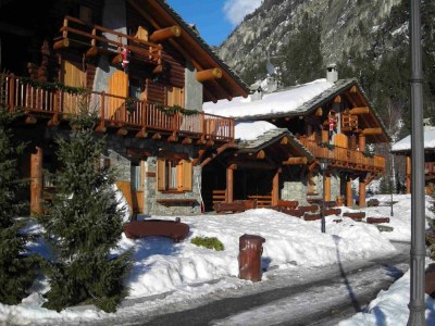 Apartment Apartment in Antey-Saint-André near Ski Area - Outdoor photo 11