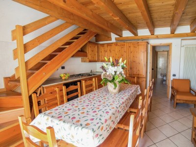 Apartment A Cozy Alpine Retreat - Features photo 18