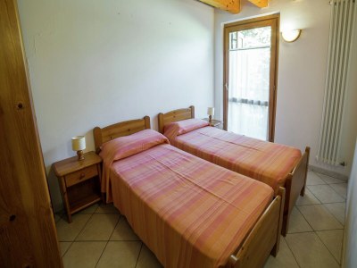 Apartment A Cozy Alpine Retreat - Features photo 19