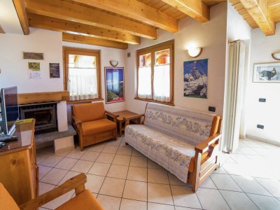 Apartment A Cozy Alpine Retreat - Features photo 26