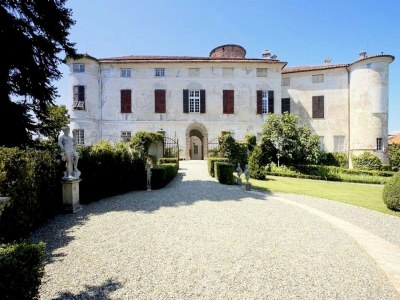 Castle Ein Schlossaufenthalt im Weinland in Rocca Grimalda - Castle