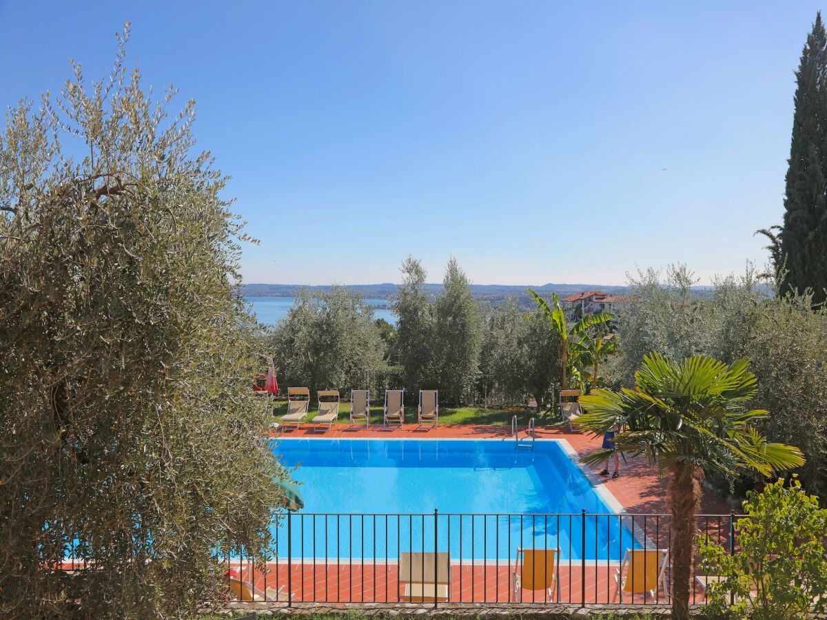 Holiday house Wunderschönes Ferienhaus mit Seeblick in Soiano del Lago - Outdoor photo 5