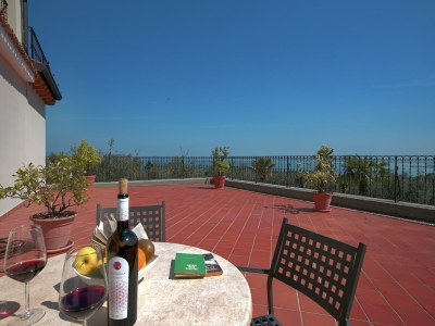 Holiday house Wunderschönes Ferienhaus mit Seeblick in Soiano del Lago - Outdoor photo 9