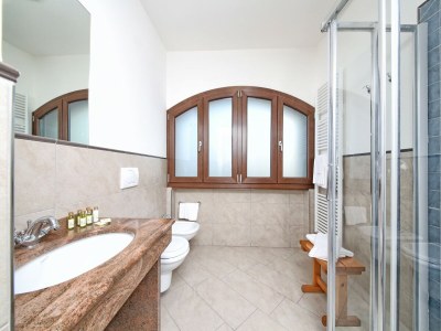 Holiday house Wunderschönes Ferienhaus mit Seeblick in Soiano del Lago - Features photo 25