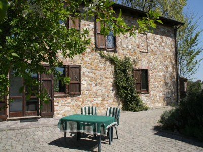 Villa Schöne Villa in Ziano Piacentino inmitten von Weinbergen - Outdoor photo 9