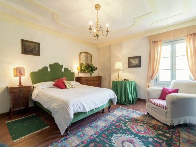 Castle Villa in Venice with Private Pool & Park - Features photo 15