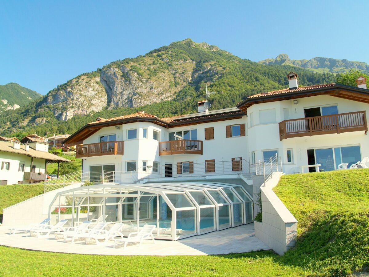 Villa Wohnung in Villa mit Schwimmbad mit Sonnendach - Outdoor photo 4