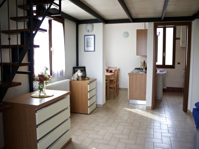 Apartment Stay with Balcony Views - Features photo 20