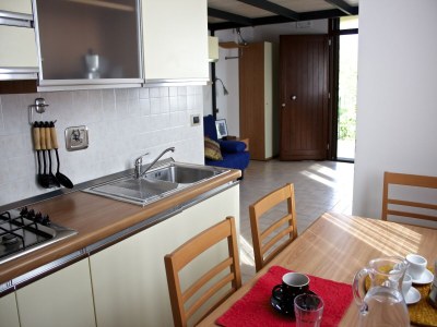 Apartment Stay with Balcony Views - Features photo 23