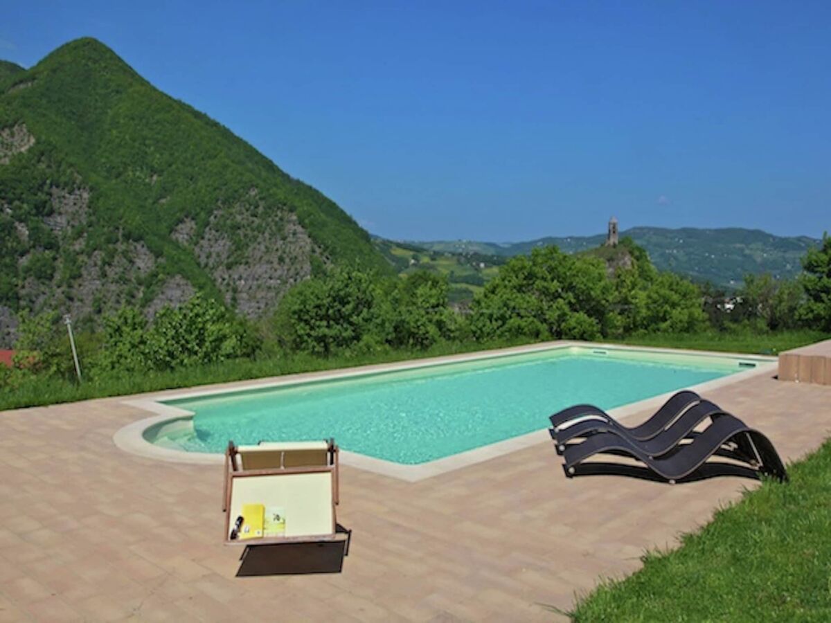Holiday house Bauernhaus in Imola mit Pool & Wasserfällen - Outdoor photo 4