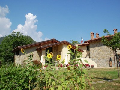 Holiday house Bauernhaus in Imola mit Pool & Wasserfällen in Lizzano in Belvedere - Holiday house