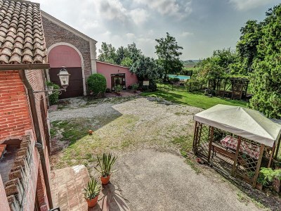 Farmhouse Pet-Friendly Nature Escape - Outdoor photo 43