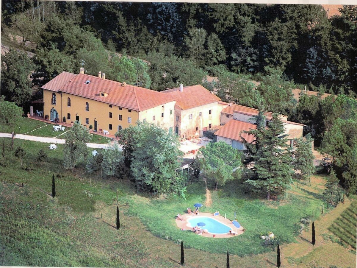 Farmhouse Farmhouse in Vinci near Leonardo Museum