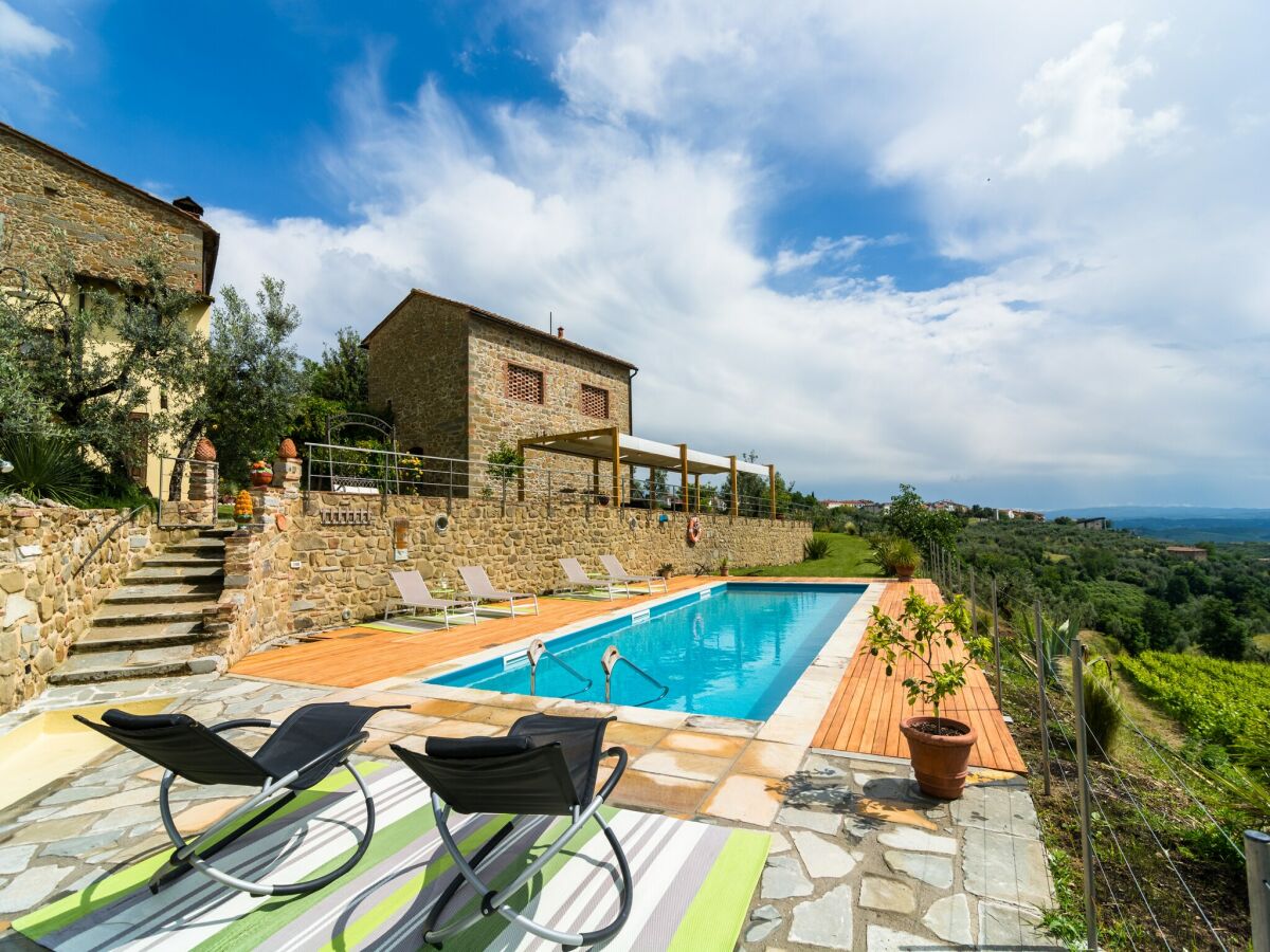 Holiday house Ferienhaus in Vinci mit Pool und Toskana-Blick