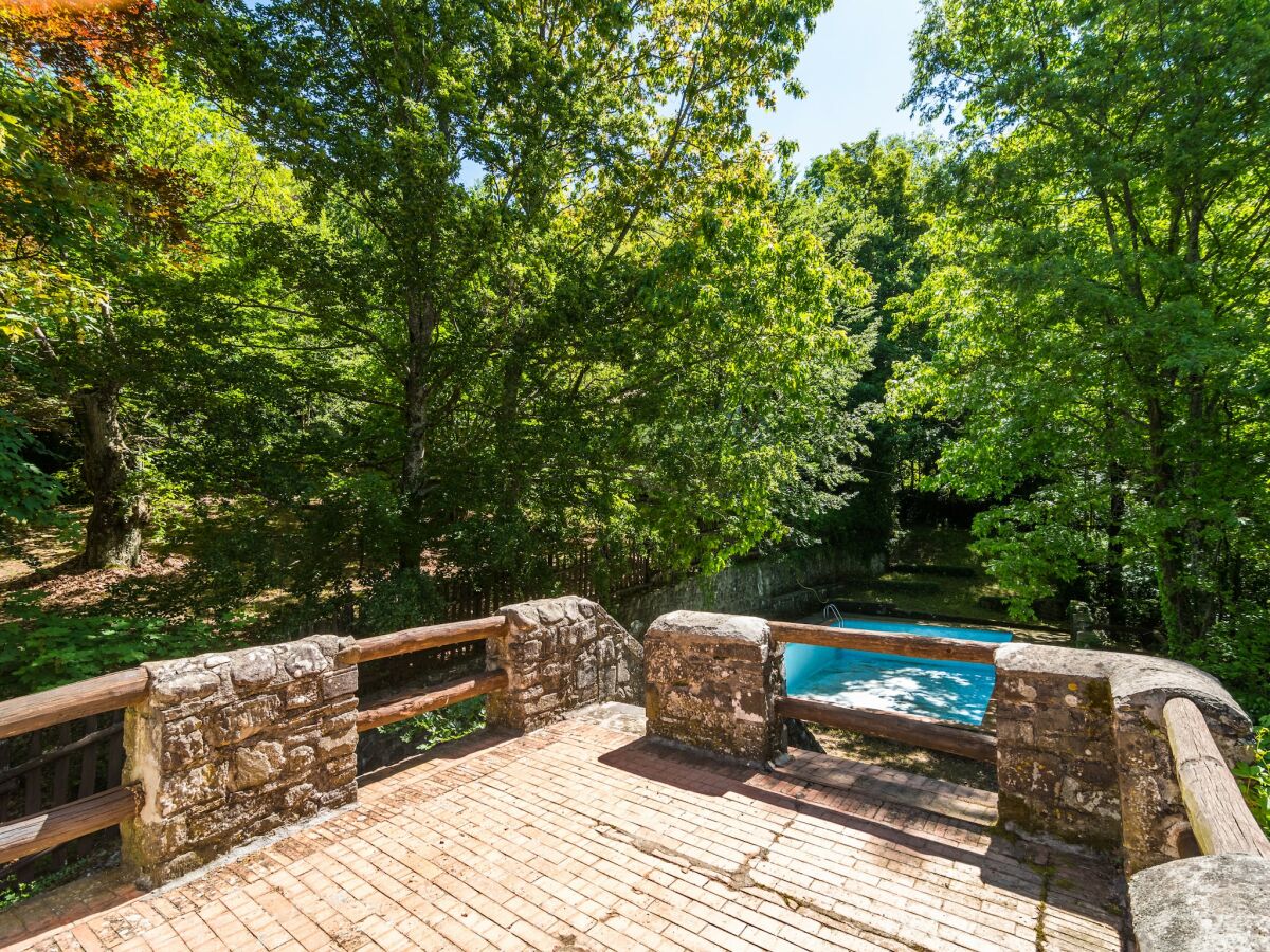 Holiday house Ferienhaus in Migliorini mit Pool & Natur - Outdoor photo 3