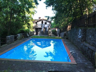 Holiday house Holiday home with shared pool - Outdoor photo 4