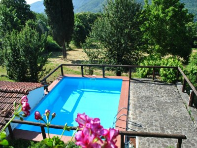Chalet Rustic Chalet with Pool - Outdoor photo 6