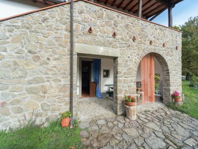 Chalet Rustic Chalet with Pool - Outdoor photo 10