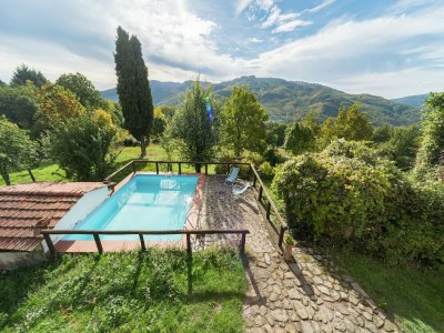 Chalet Rustic Chalet with Pool - Outdoor photo 13