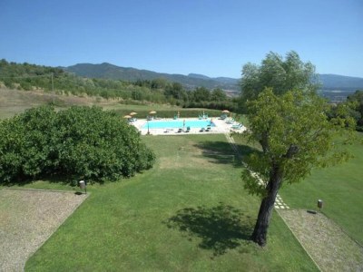 Chalet Farmhouse in Poppi with Pool & Forest Nearby - Outdoor photo 9