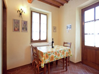 Farmhouse Farmhouse in Loro Ciuffenna with Pool & Garden - Features photo 24